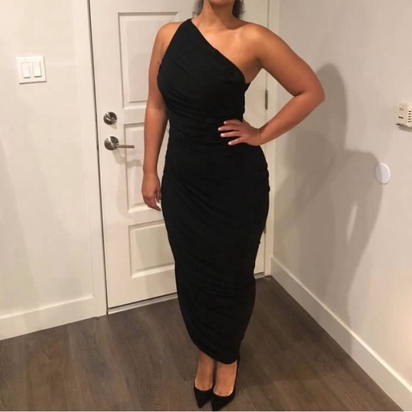 Norma Kamala Diana Gown in Black. Large. - Picture 4 of 4